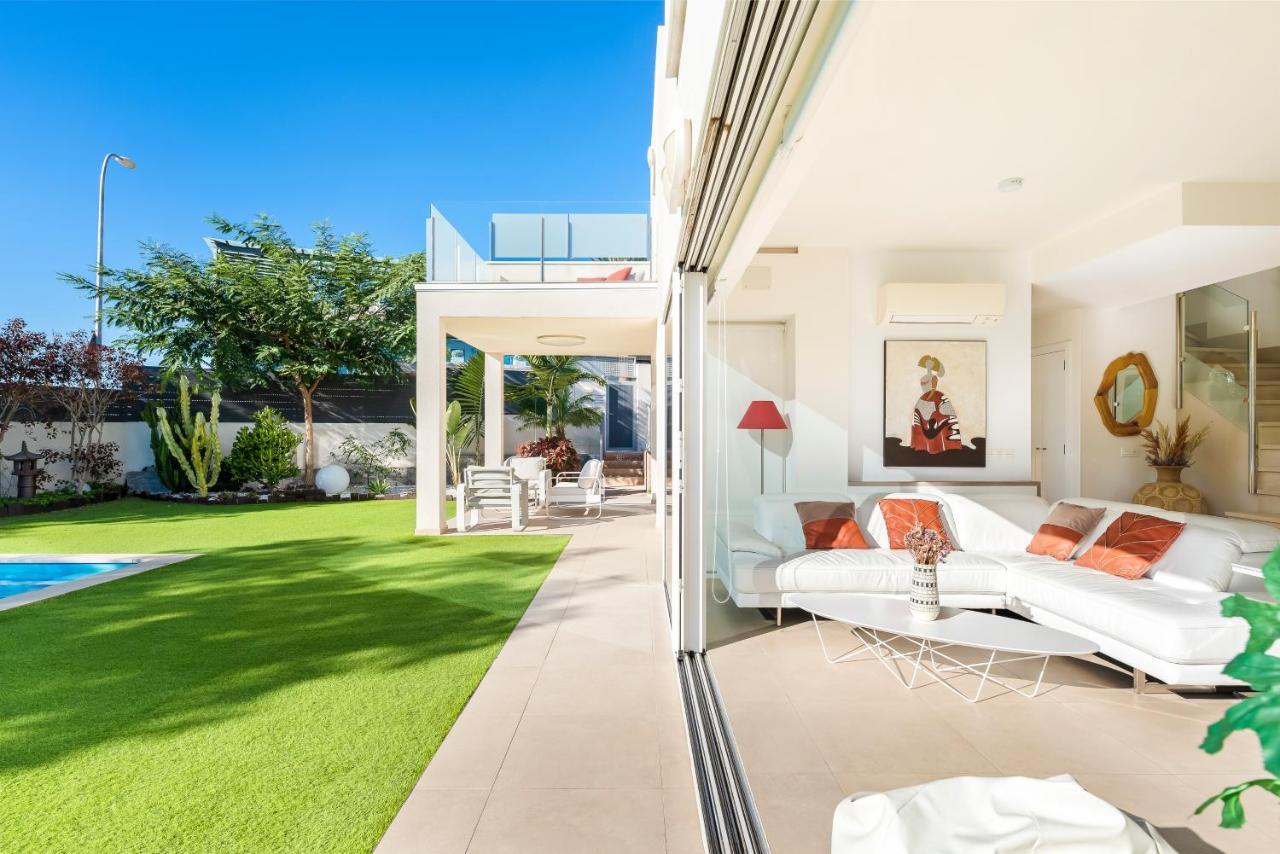 Villa Oasis Buddha Garden By Sunkeyrents Адехе Екстериор снимка