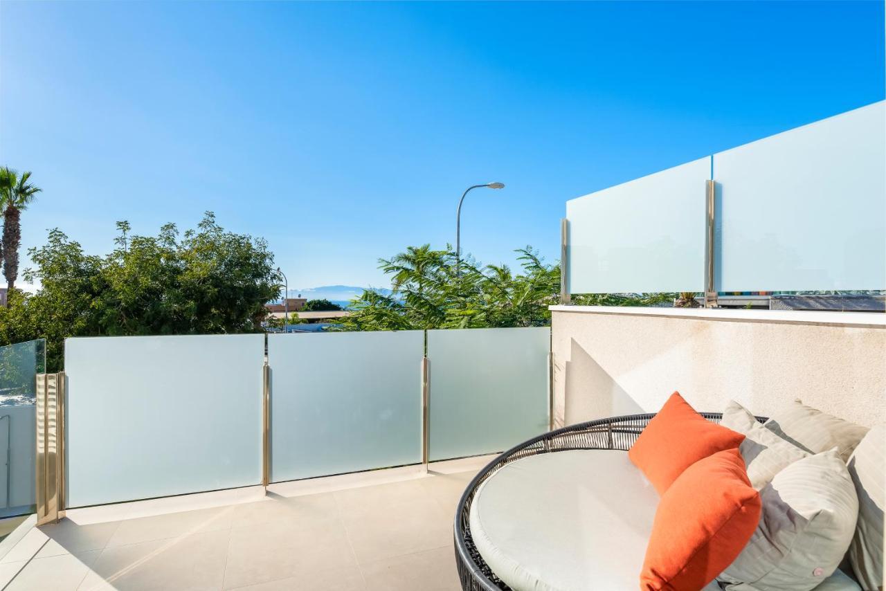 Villa Oasis Buddha Garden By Sunkeyrents Адехе Екстериор снимка