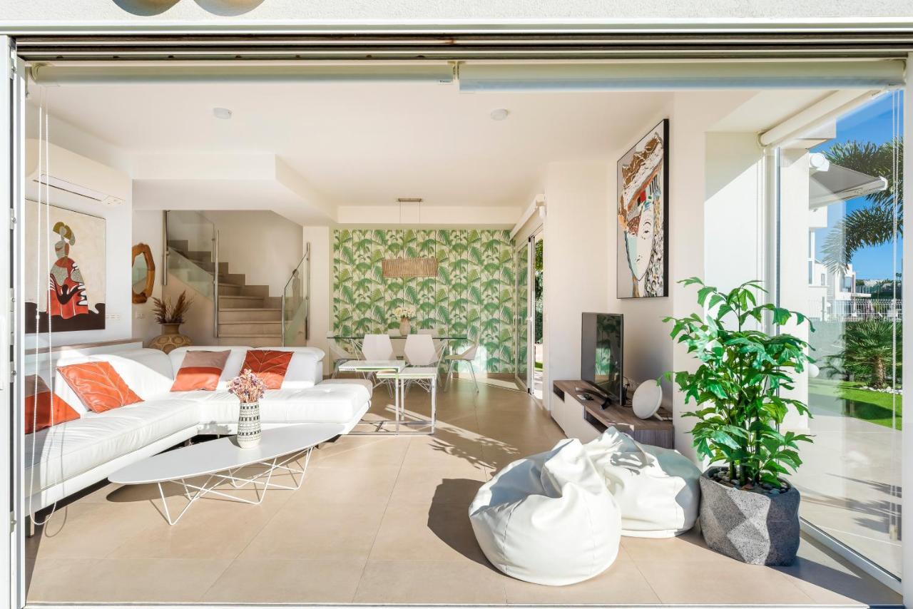 Villa Oasis Buddha Garden By Sunkeyrents Адехе Екстериор снимка