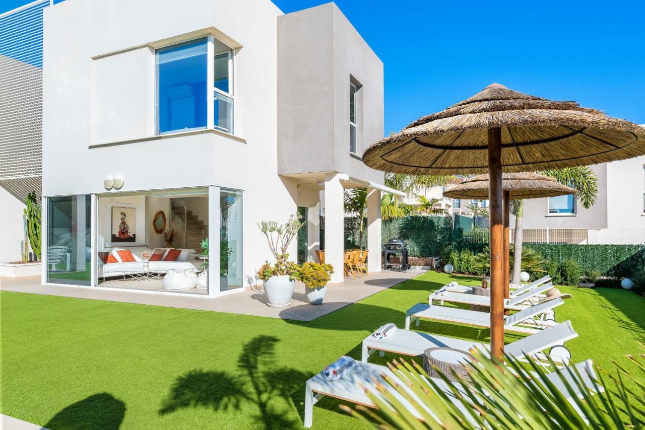Villa Oasis Buddha Garden By Sunkeyrents Адехе Екстериор снимка